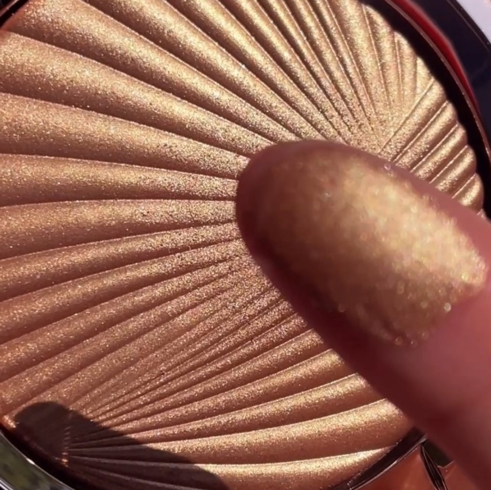Estee Lauder Bronze Goddess Solar Crush 02 Highlighter Powder Gelee